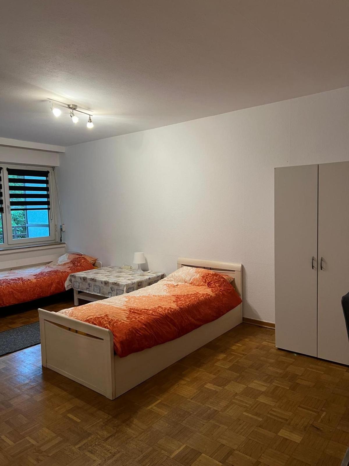 Privat And In Laatzen